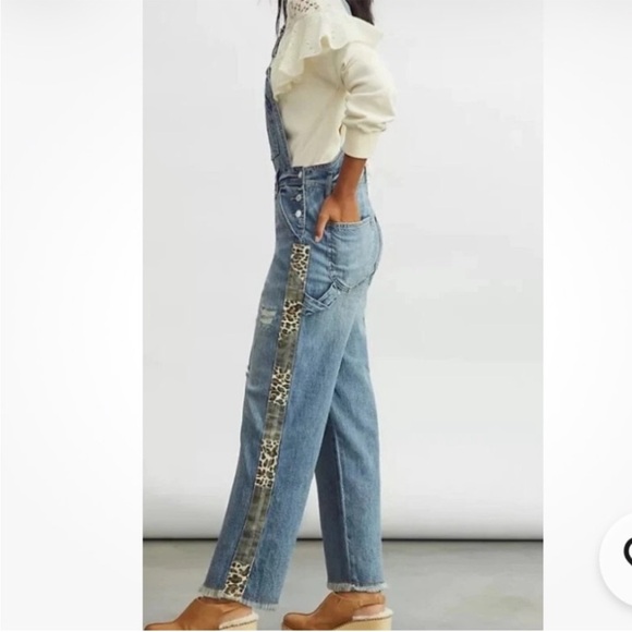 Anthropologie Pilcro The Lex Denim Jean Overalls Camo Animal size 25 women’s - Picture 2 of 12